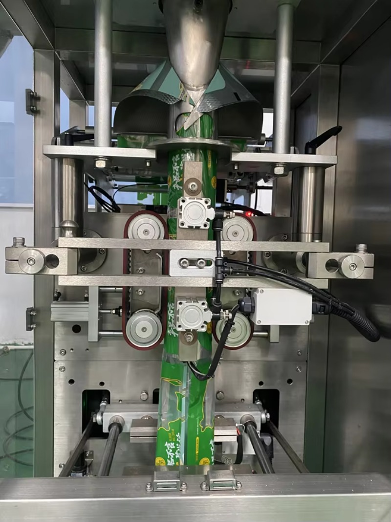 Vertical Packing Machine with  - Dry Food Snacks review and price