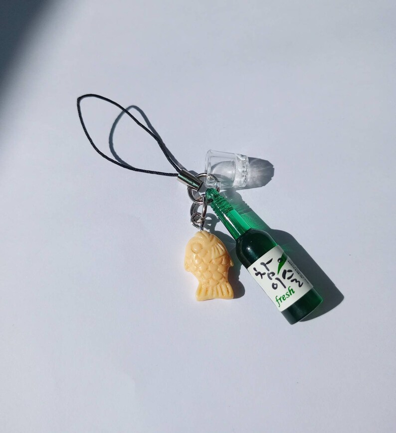street food keychain Soju bott - Food Zinc review and price